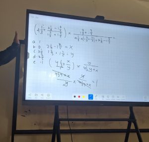 TARGETKAN LULUS MASUK PTN, ADZKIA IKUTKAN SISWANYA PROGRAM BIMBEL GRATIS